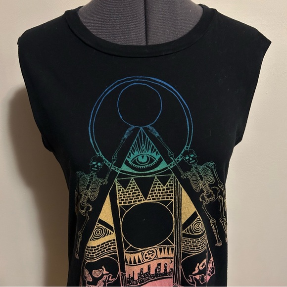 Truly Madly Deeply Skeleton Graphic Muscle Tee Urban Outfitters - Picture 7 of 11